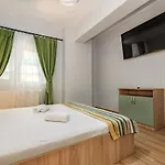 Moonlight Breeze Apartman Mamaia